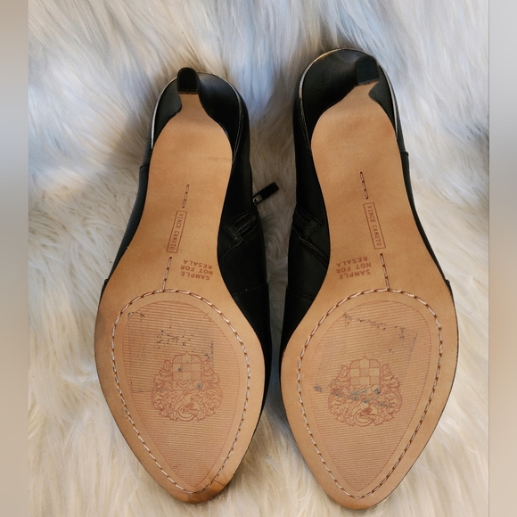 Vince Camuto Women's 3" High Heel Shootie Ankle Boot - sz 9 - Picture 8 of 11